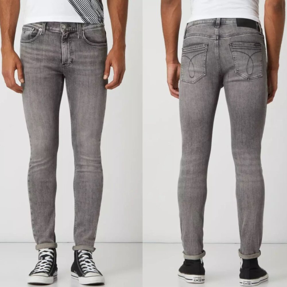 Men Slim Straight Jeans